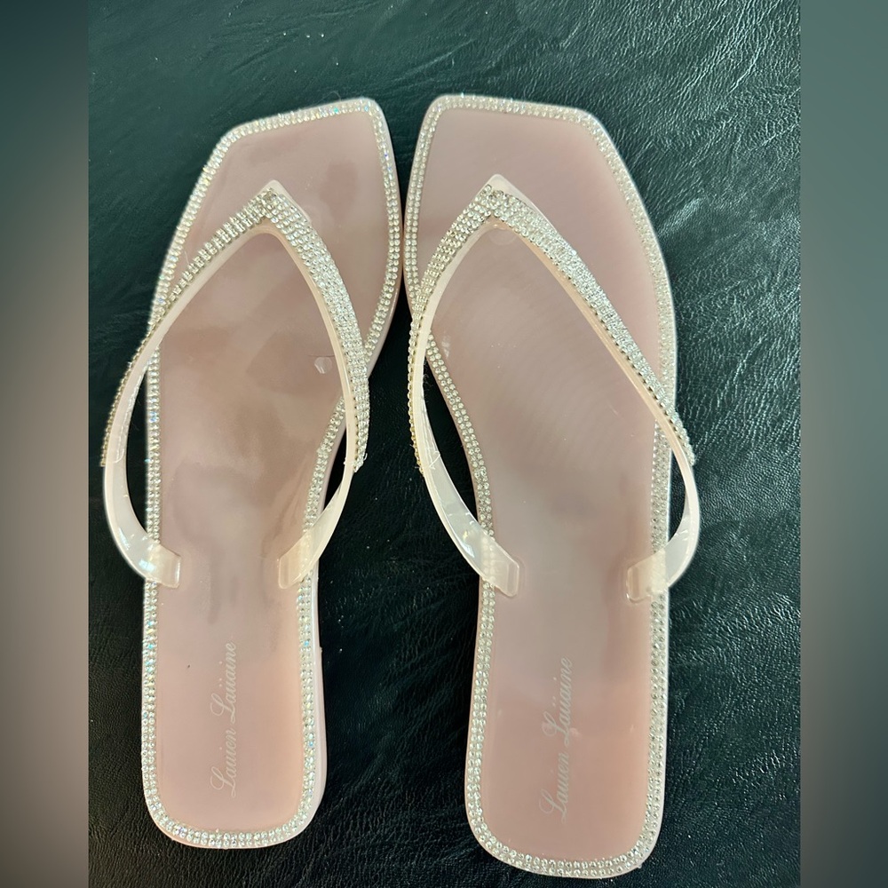 NIB Lauren Lorraine Women's Pink Tampa Rhinestone Flip Flop Sandals Sz 8.5